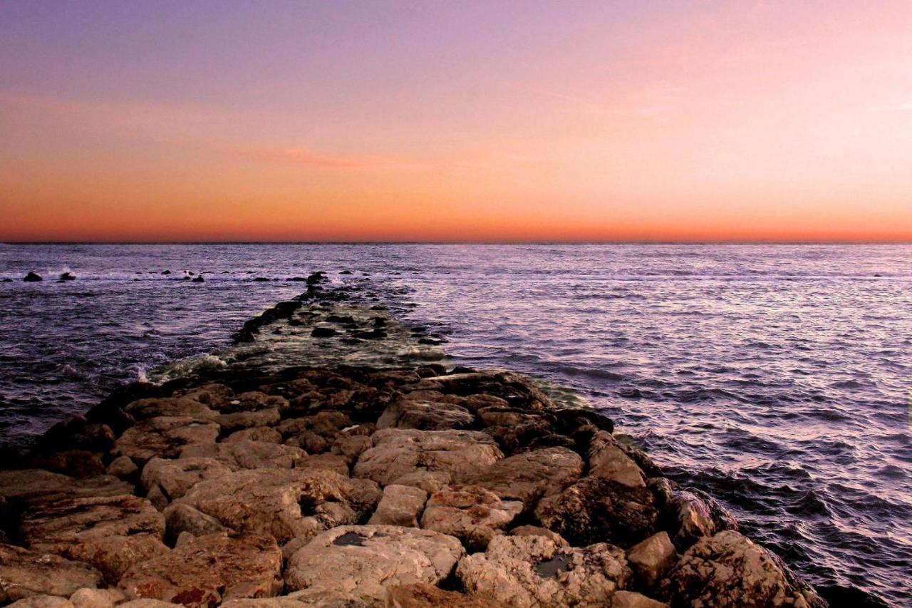 Incantevole Casa Sul Mare Vicino A Roma Nettuno Bagian luar foto