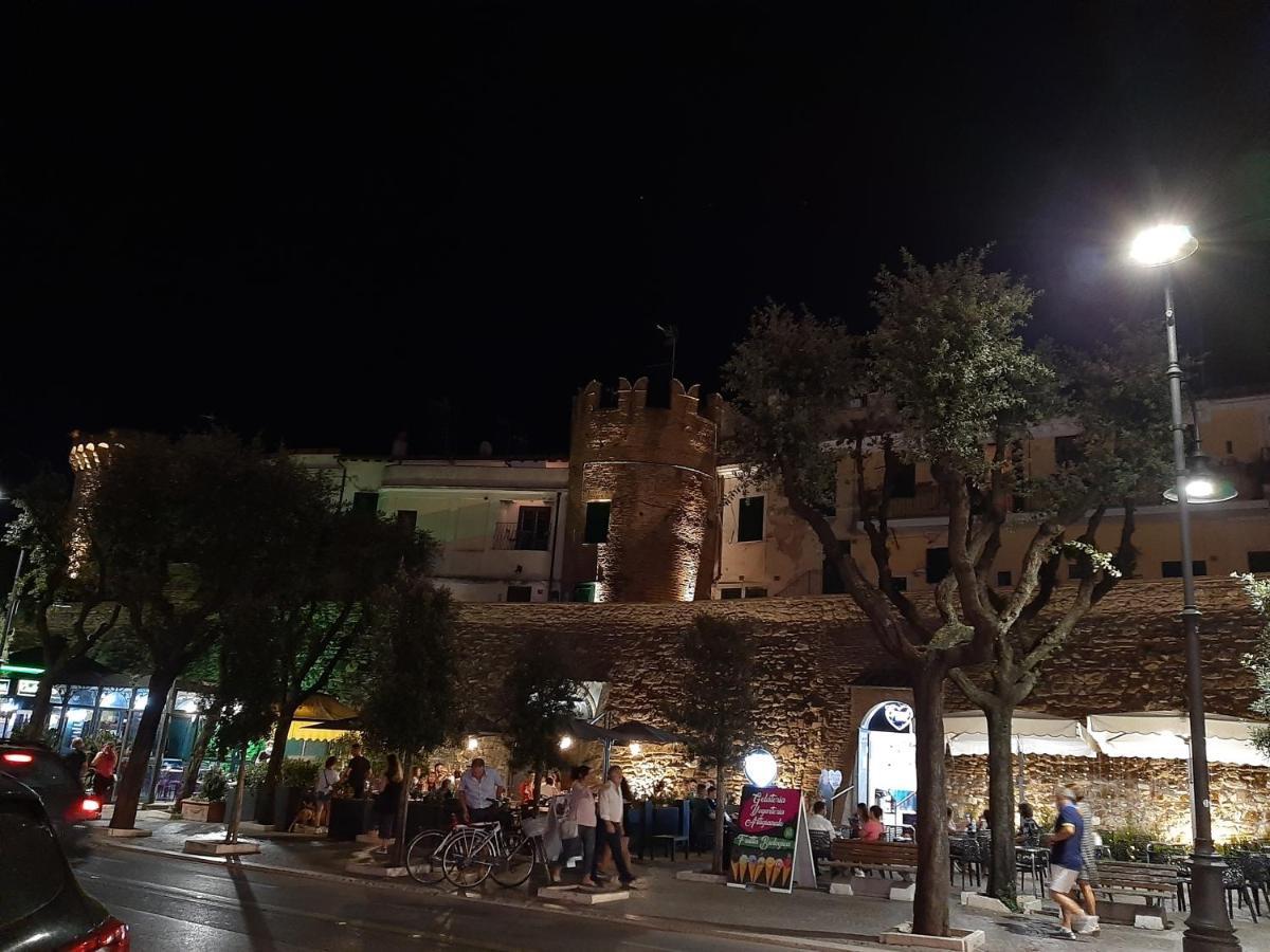 Incantevole Casa Sul Mare Vicino A Roma Nettuno Bagian luar foto
