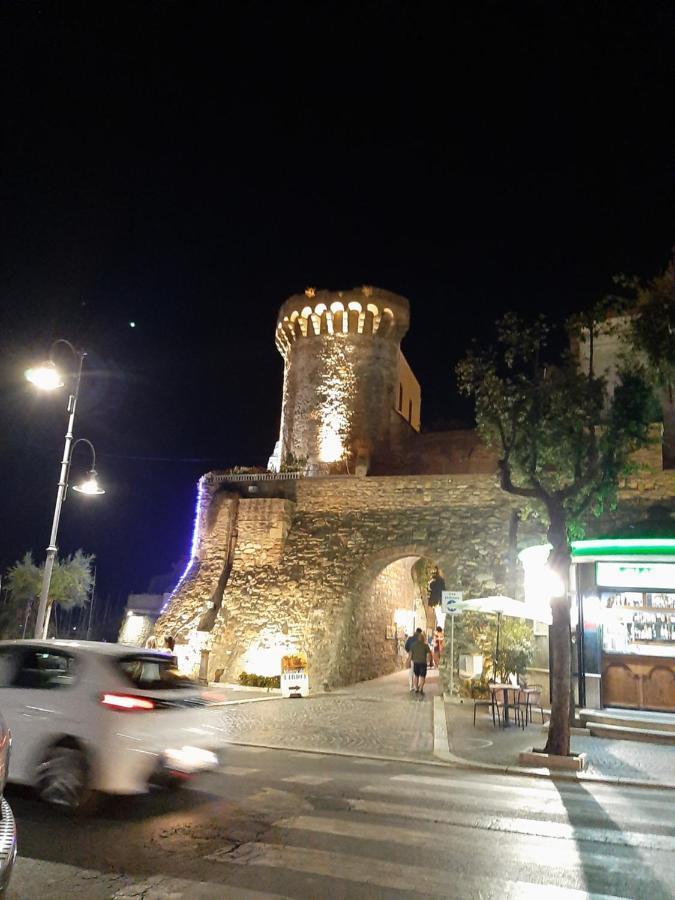 Incantevole Casa Sul Mare Vicino A Roma Nettuno Bagian luar foto